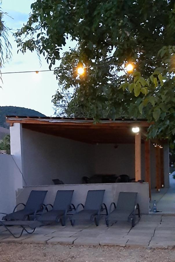 Casa Alexia Apartment Pescari Екстериор снимка
