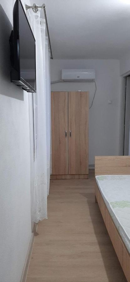 Casa Alexia Apartment Pescari Екстериор снимка