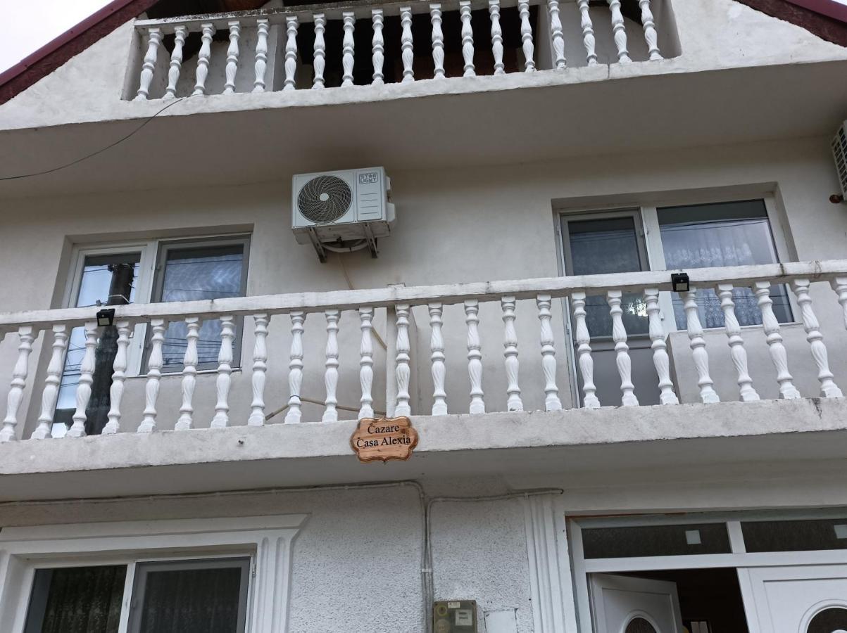 Casa Alexia Apartment Pescari Екстериор снимка
